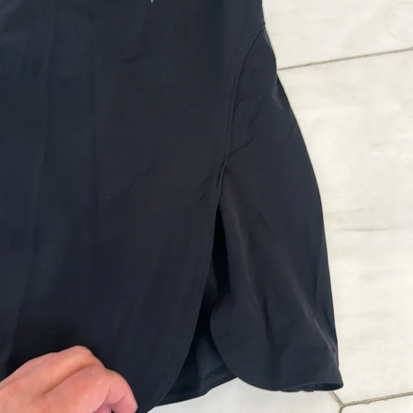 Lululemon Tennis dress Nulux skort - Picture 3 of 10